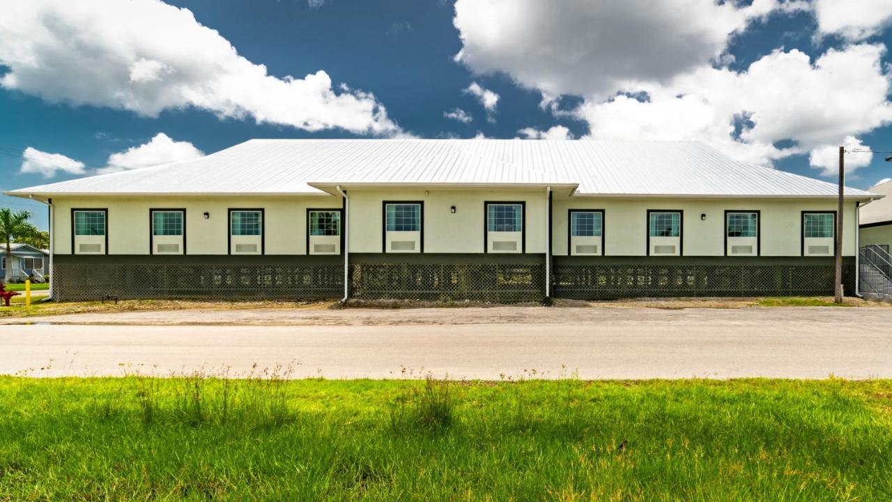 Everglades Adventures Hotel Suites By Ivey House Екстер'єр фото